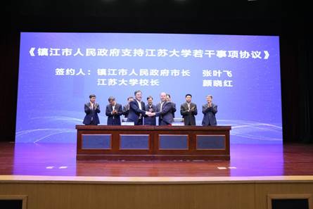 图片包含 监视器, 电视, 屏幕, 室内描述已自动生成